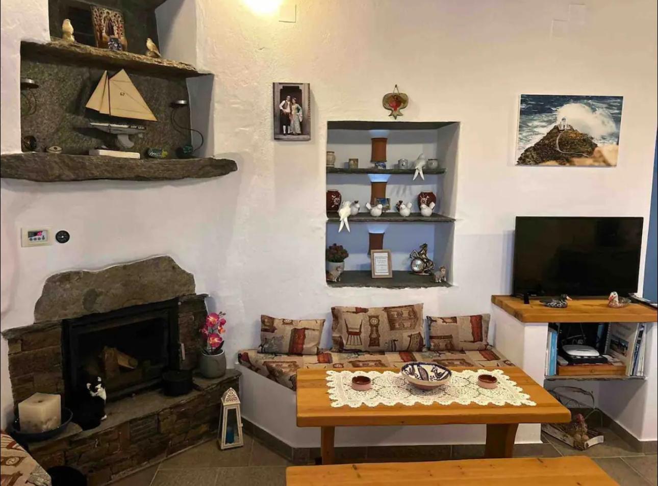 Diavrouxas House In Sifnos Leilighet Kherronisos Eksteriør bilde